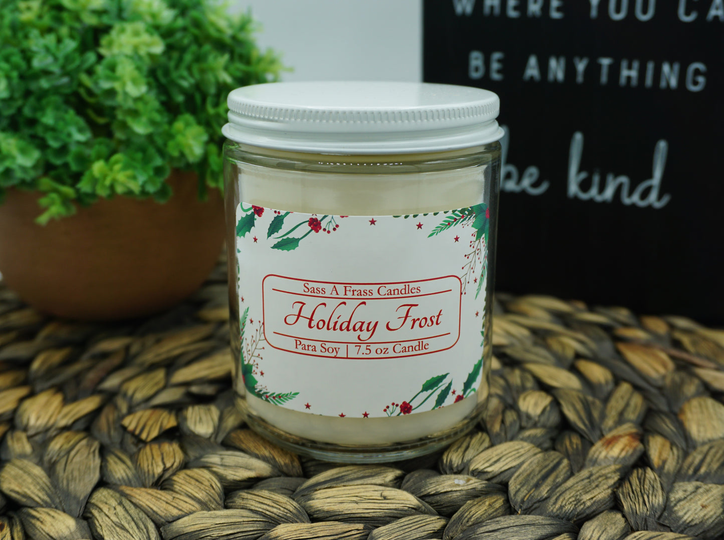 Holiday Frost 7.5 oz Candle